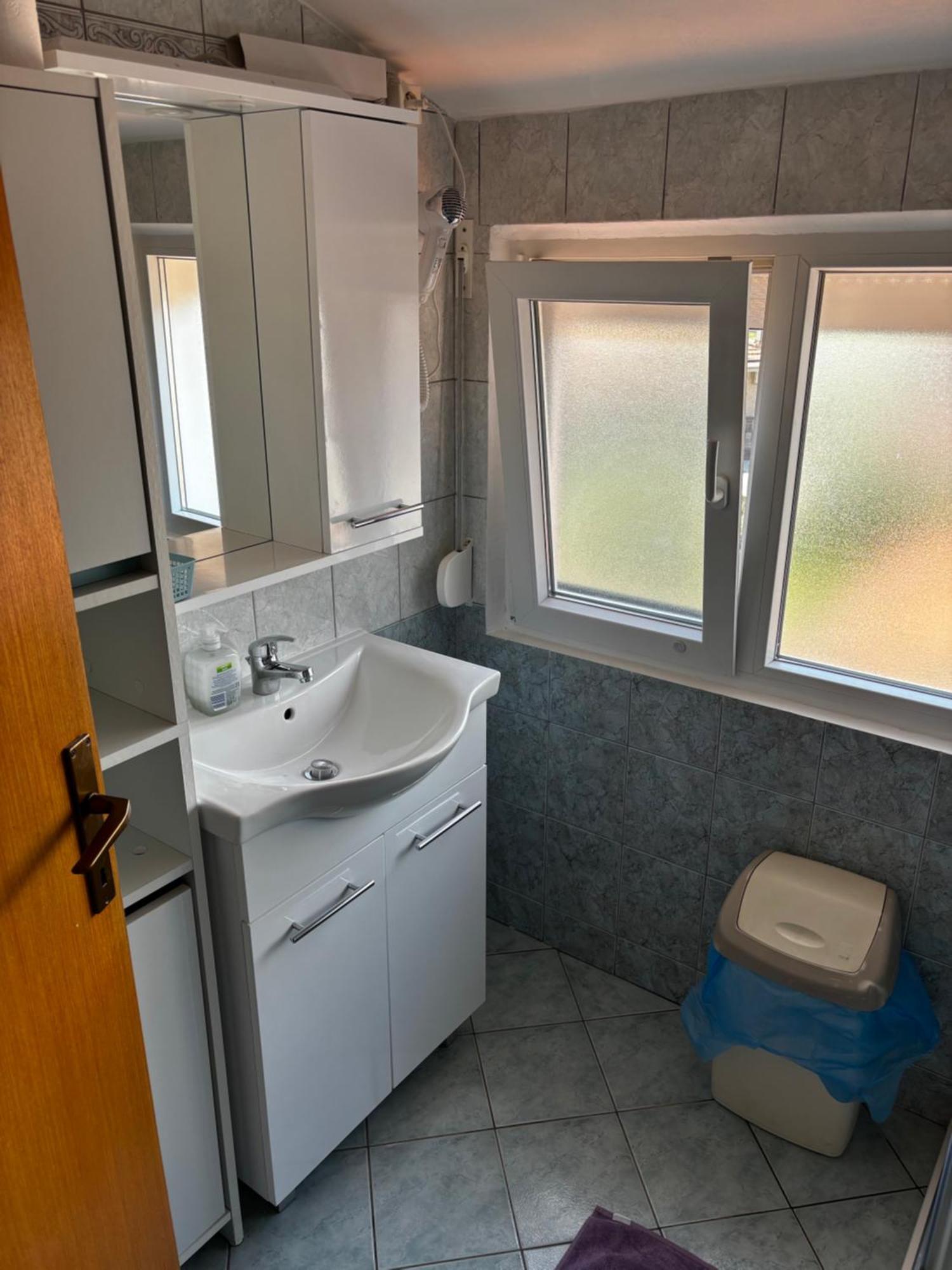 אומאג Apartmani Rozi מראה חיצוני תמונה